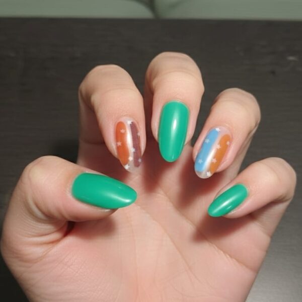 UNICORN ART ALMOND NAILS